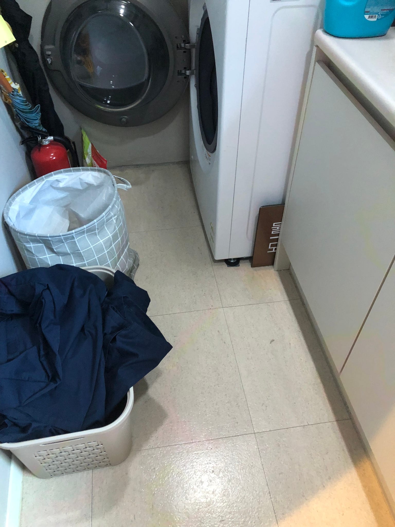 여수 돌산읍 바닥왁스코팅 시공 사진